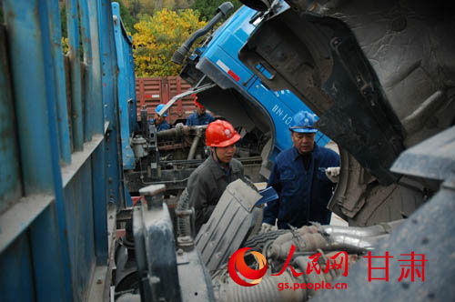 深秋送健康，體檢進(jìn)一線——劉電廠開展生產(chǎn)用車駕駛員專項(xiàng)健康體檢活動